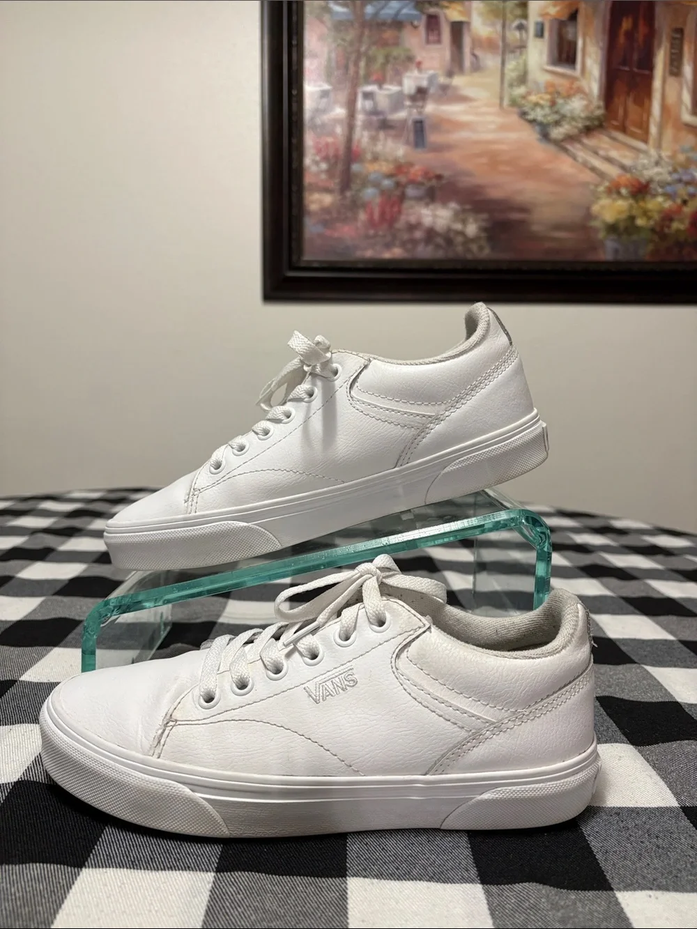 Vans White Leather Lace Up Sneaker Shoes  Women's Size 7 Terrycloth Lined